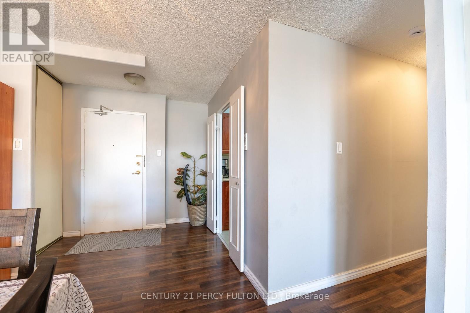 301 - 25 Silver Springs Boulevard, Toronto, ON - Indoor Photo Showing Other Room