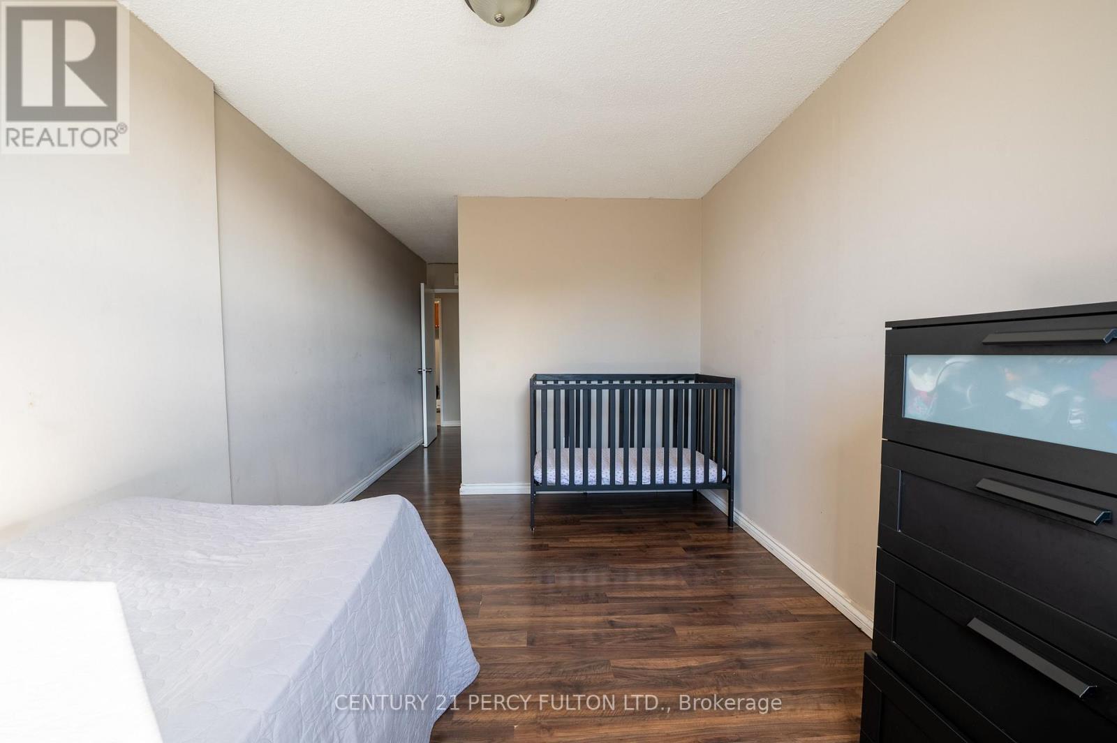 301 - 25 Silver Springs Boulevard, Toronto, ON - Indoor Photo Showing Bedroom