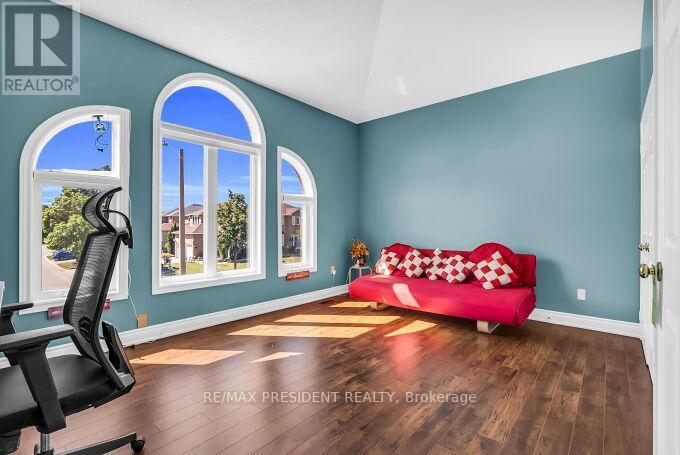 1466 Willowvale Gardens, Mississauga, ON - Indoor Photo Showing Gym Room