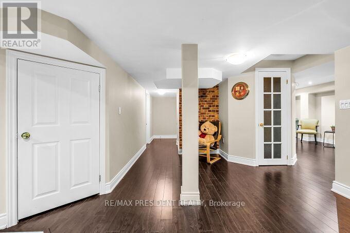 1466 Willowvale Gardens, Mississauga, ON - Indoor Photo Showing Other Room