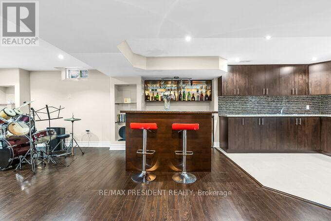 1466 Willowvale Gardens, Mississauga, ON - Indoor Photo Showing Other Room