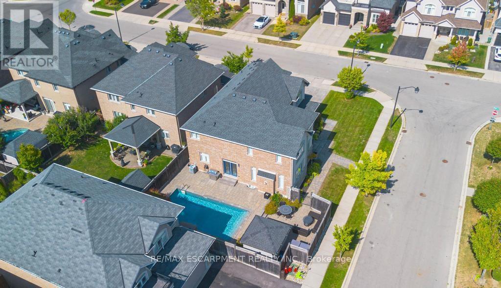 236 Mother'S Street, Hamilton, ON - Outdoor With View