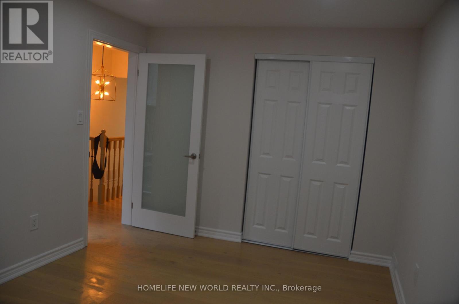 Upper Level - 231 Queen Street W, Toronto, ON