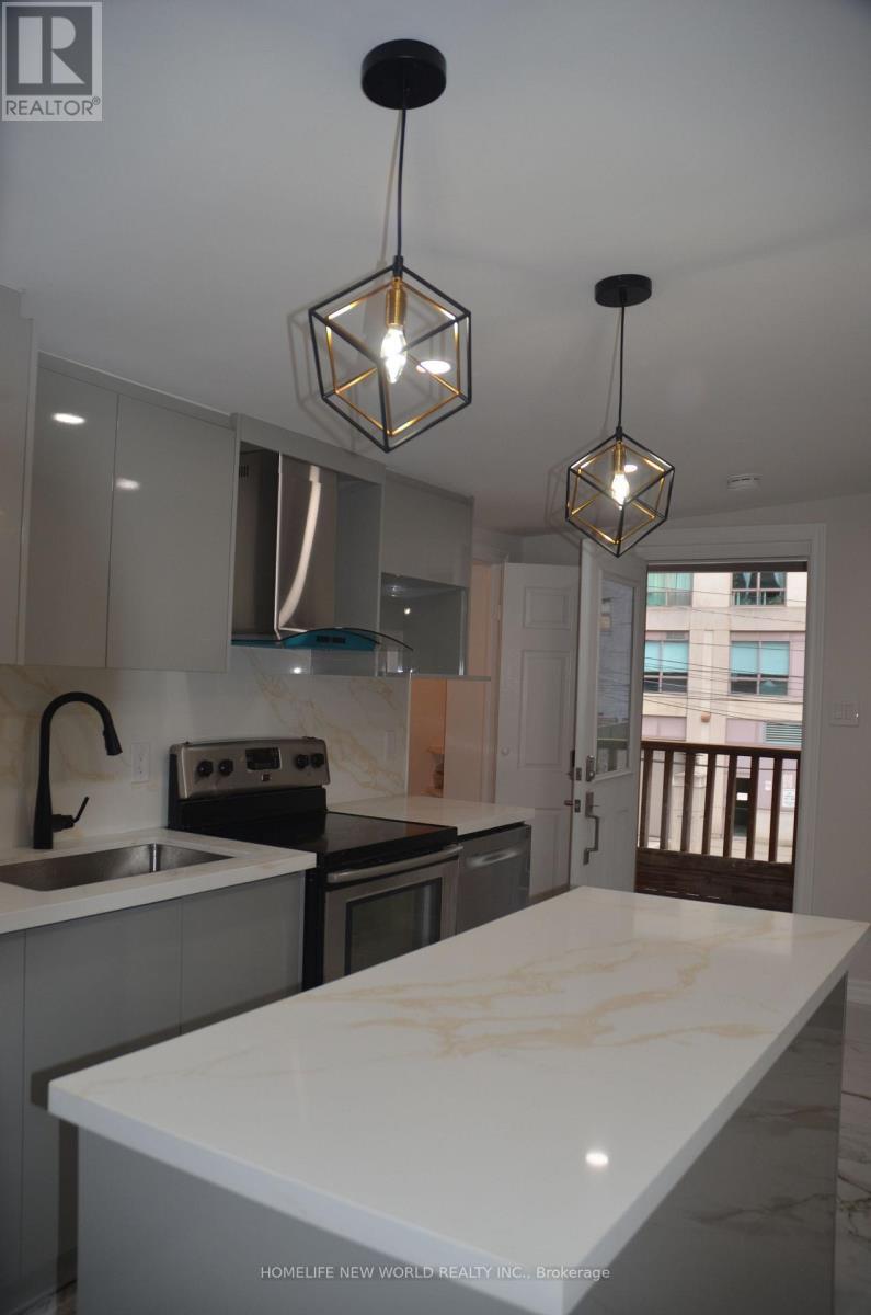 Upper Level - 231 Queen Street W, Toronto, ON