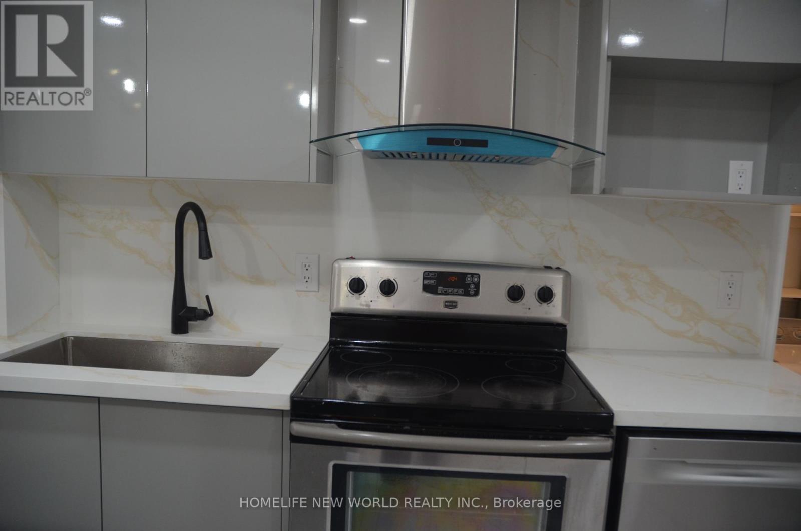 Upper Level - 231 Queen Street W, Toronto, ON