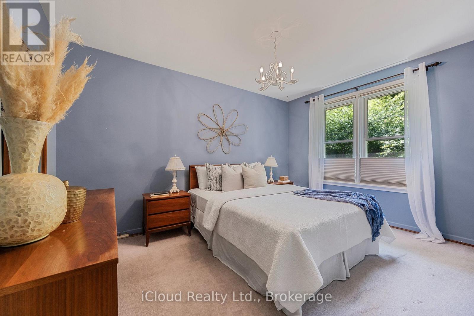 192 Beechgrove Drive, Toronto, ON - Indoor Photo Showing Bedroom