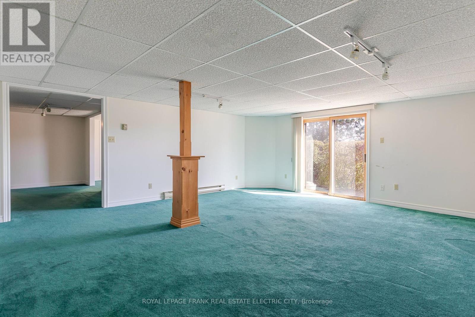 30 - 36 Champlain Crescent, Peterborough (Northcrest Ward 5), ON - Indoor Photo Showing Other Room