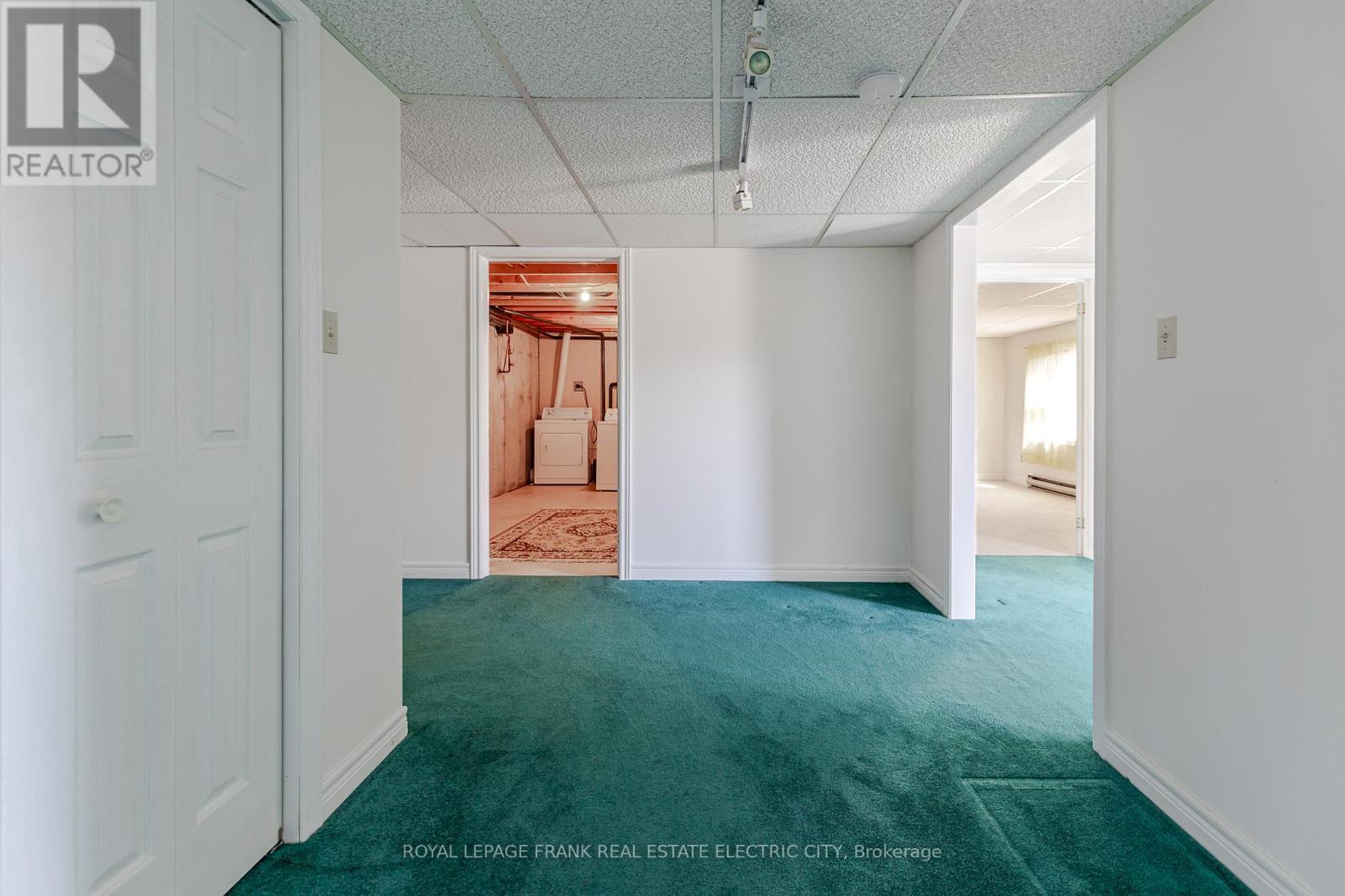 30 - 36 Champlain Crescent, Peterborough (Northcrest Ward 5), ON - Indoor Photo Showing Other Room