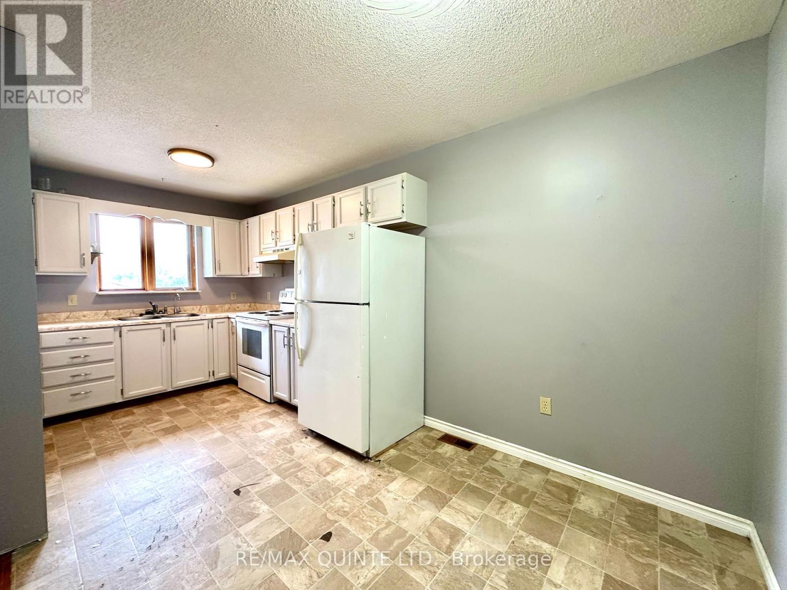 13 Colborne Street, Centre Hastings, ON - Indoor Photo Showing Kitchen