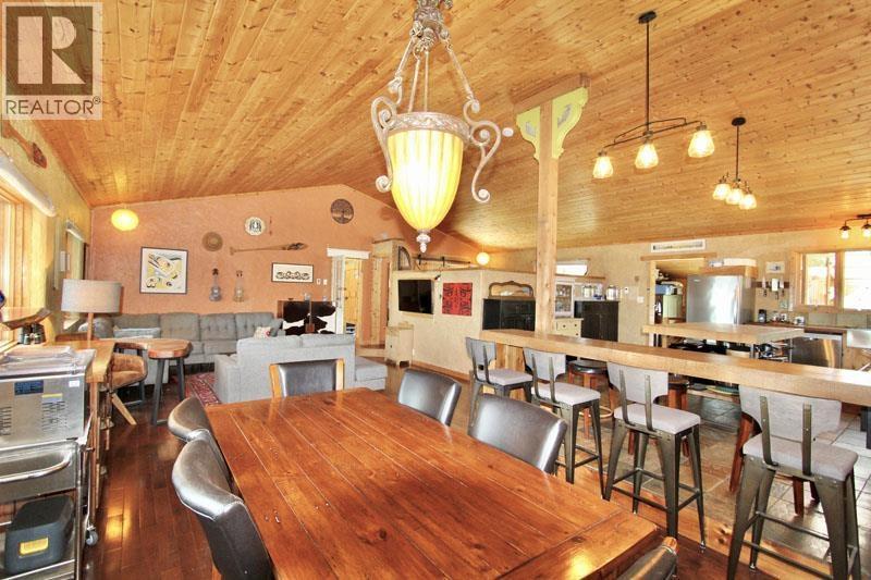 31790 16 Highway, Daajing Giids City, BC - Indoor Photo Showing Dining Room