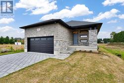 147 SHIRLEY STREET Thames Centre (Thorndale), ON N0M 2P0