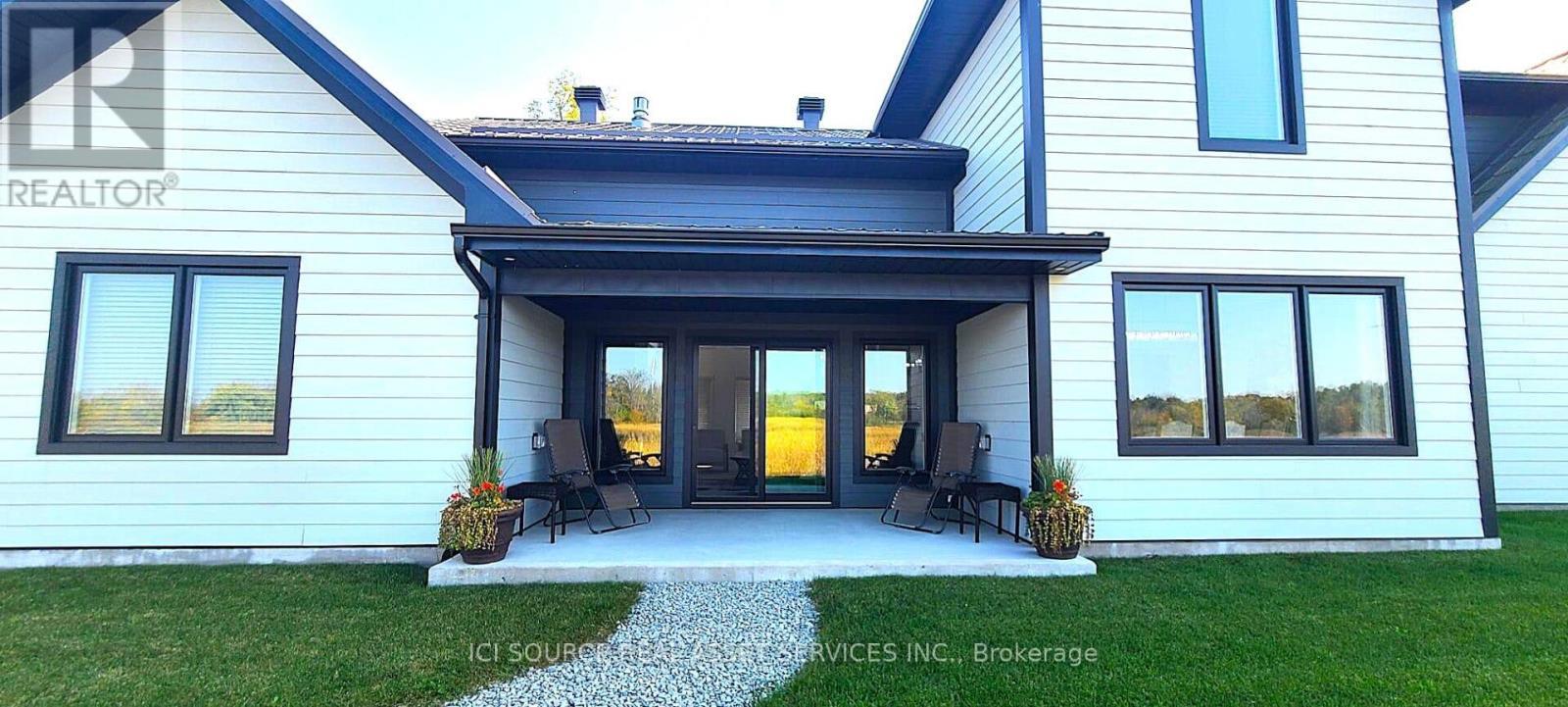 18 Swan Lane, Tay, ON - Outdoor With Exterior