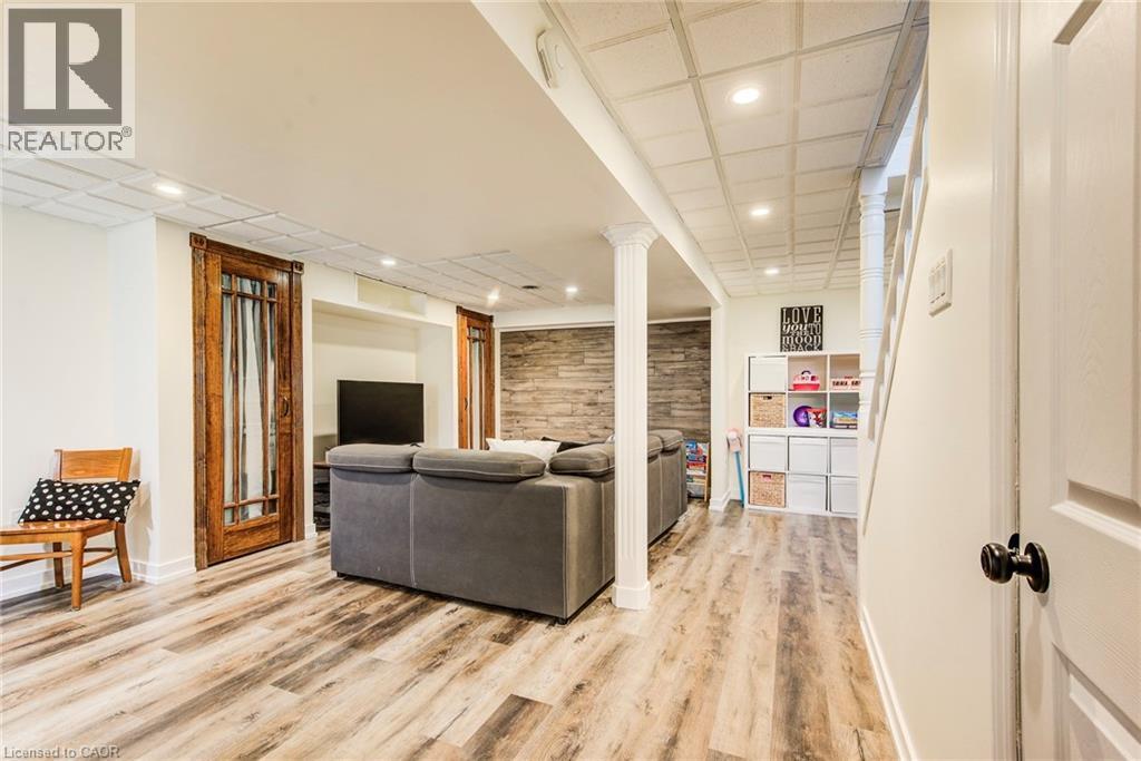 98 Rolling Meadows Drive, Kitchener, ON - Indoor