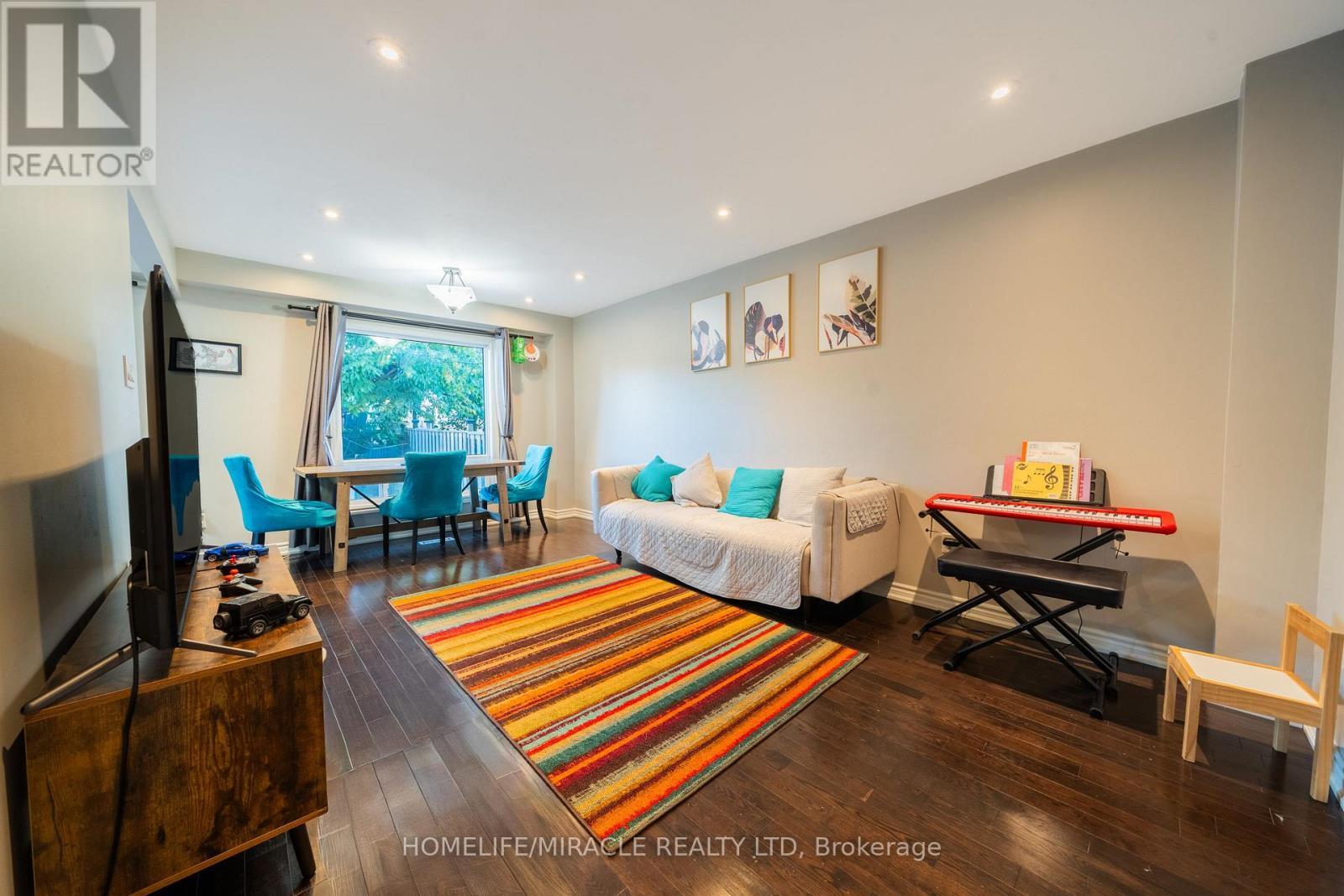 613 Galloway Crescent, Mississauga, ON - Indoor