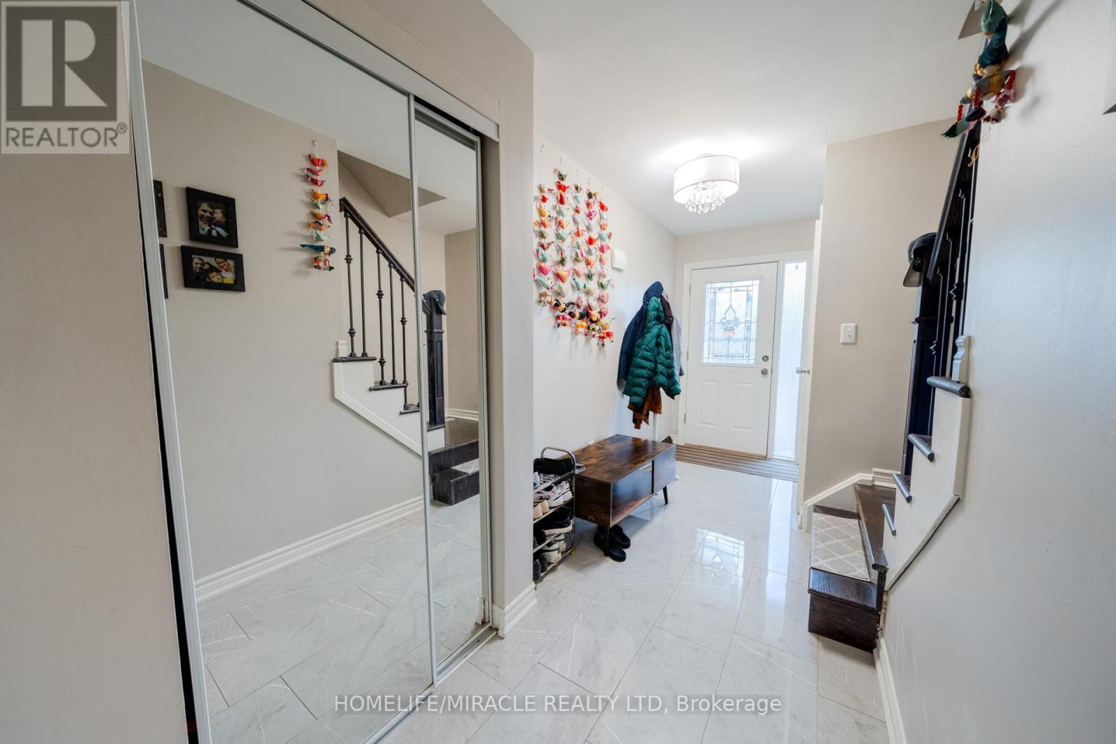 613 Galloway Crescent, Mississauga, ON - Indoor Photo Showing Other Room