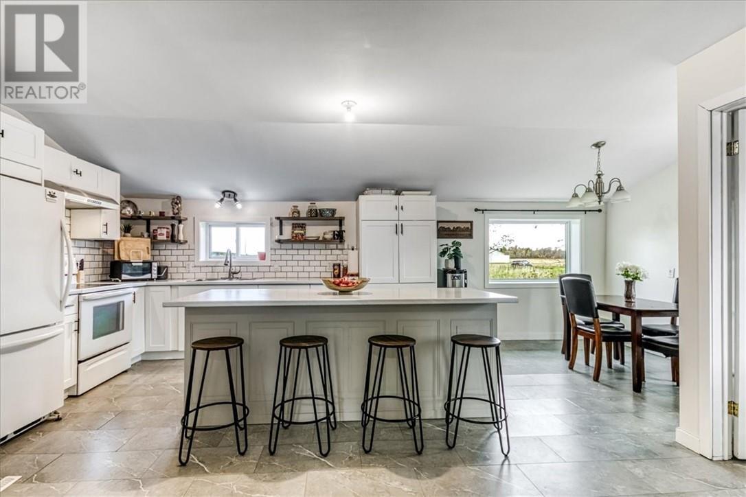 2906 Main Street, Blezard Valley, ON - Indoor Photo Showing Kitchen