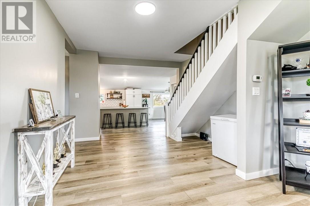 2906 Main Street, Blezard Valley, ON - Indoor Photo Showing Other Room