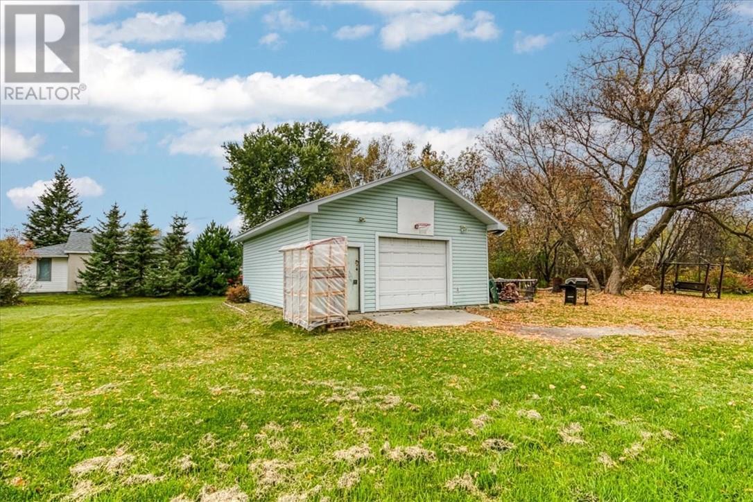 2906 Main Street, Blezard Valley, ON - Outdoor