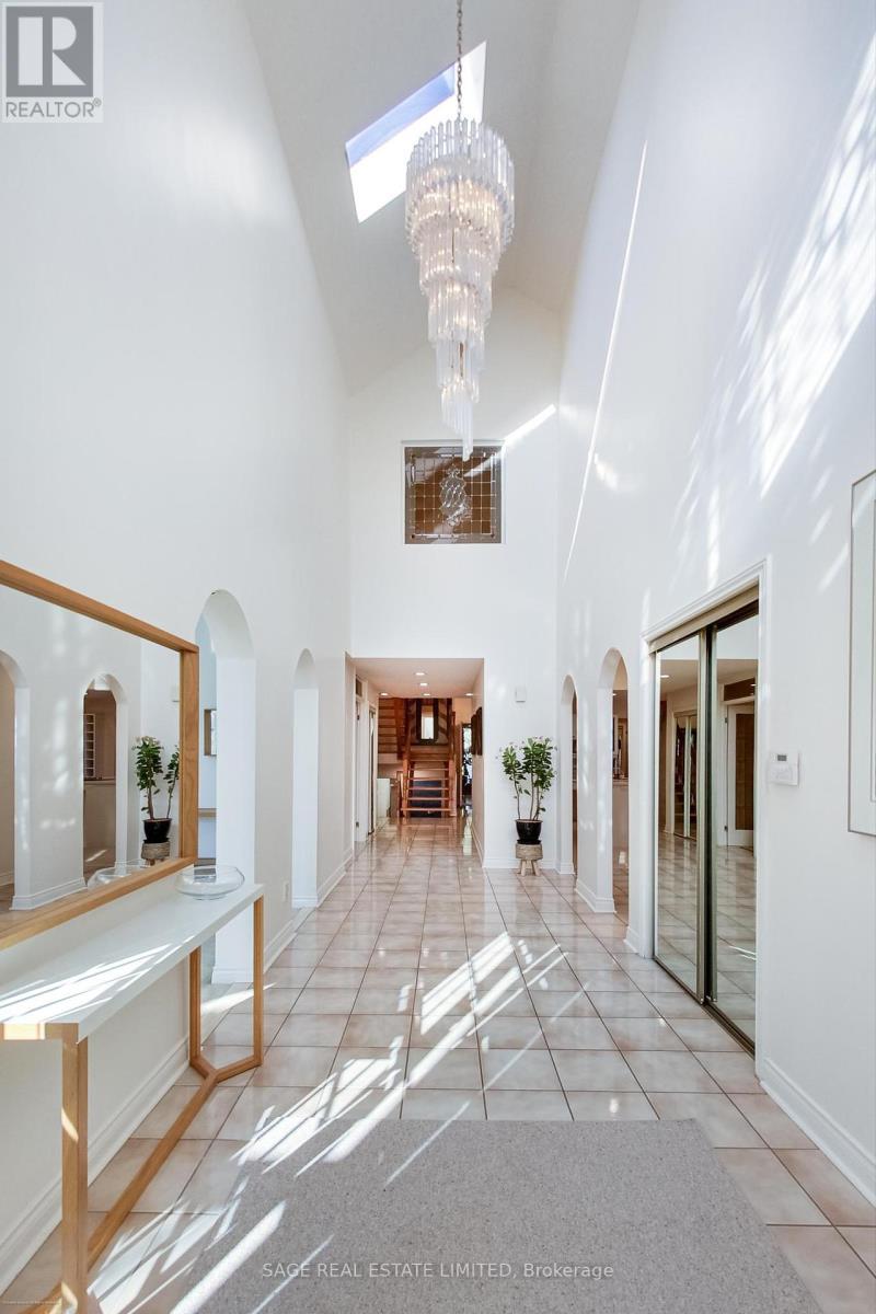 4143 Tapestry Trail, Mississauga, ON - Indoor Photo Showing Other Room