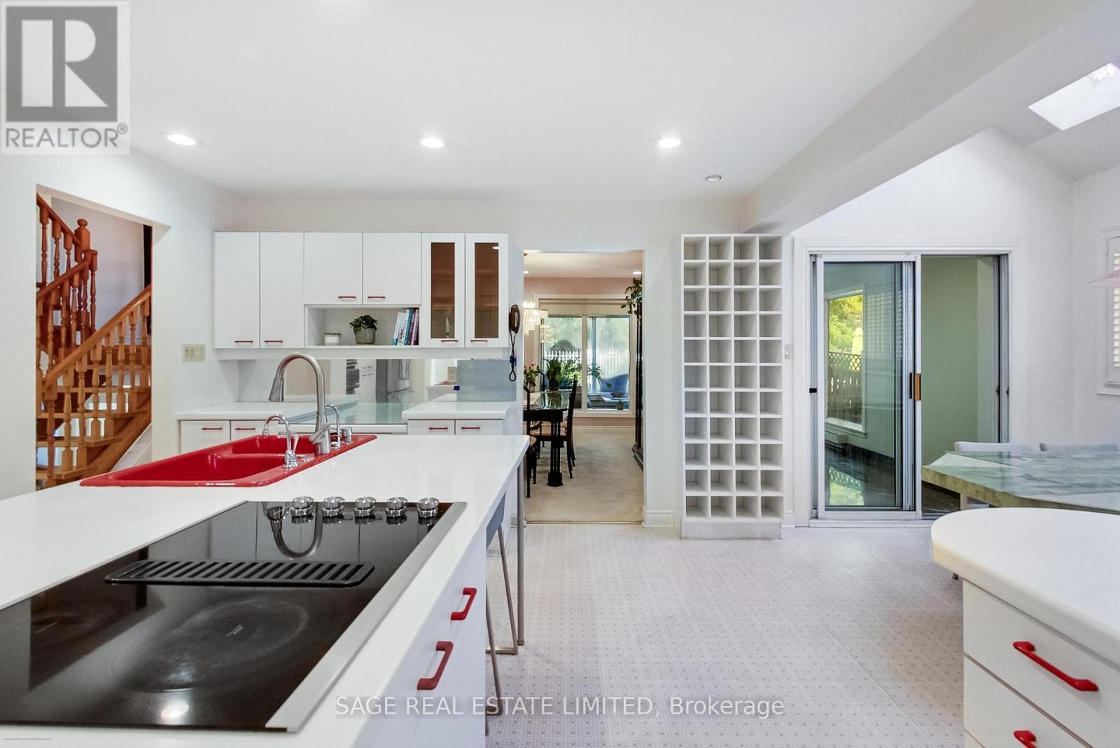 4143 Tapestry Trail, Mississauga, ON - Indoor Photo Showing Kitchen