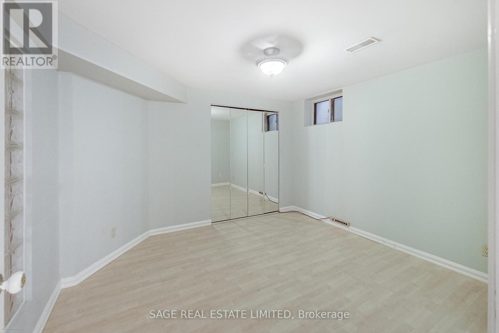 4143 Tapestry Trail, Mississauga, ON - Indoor Photo Showing Other Room
