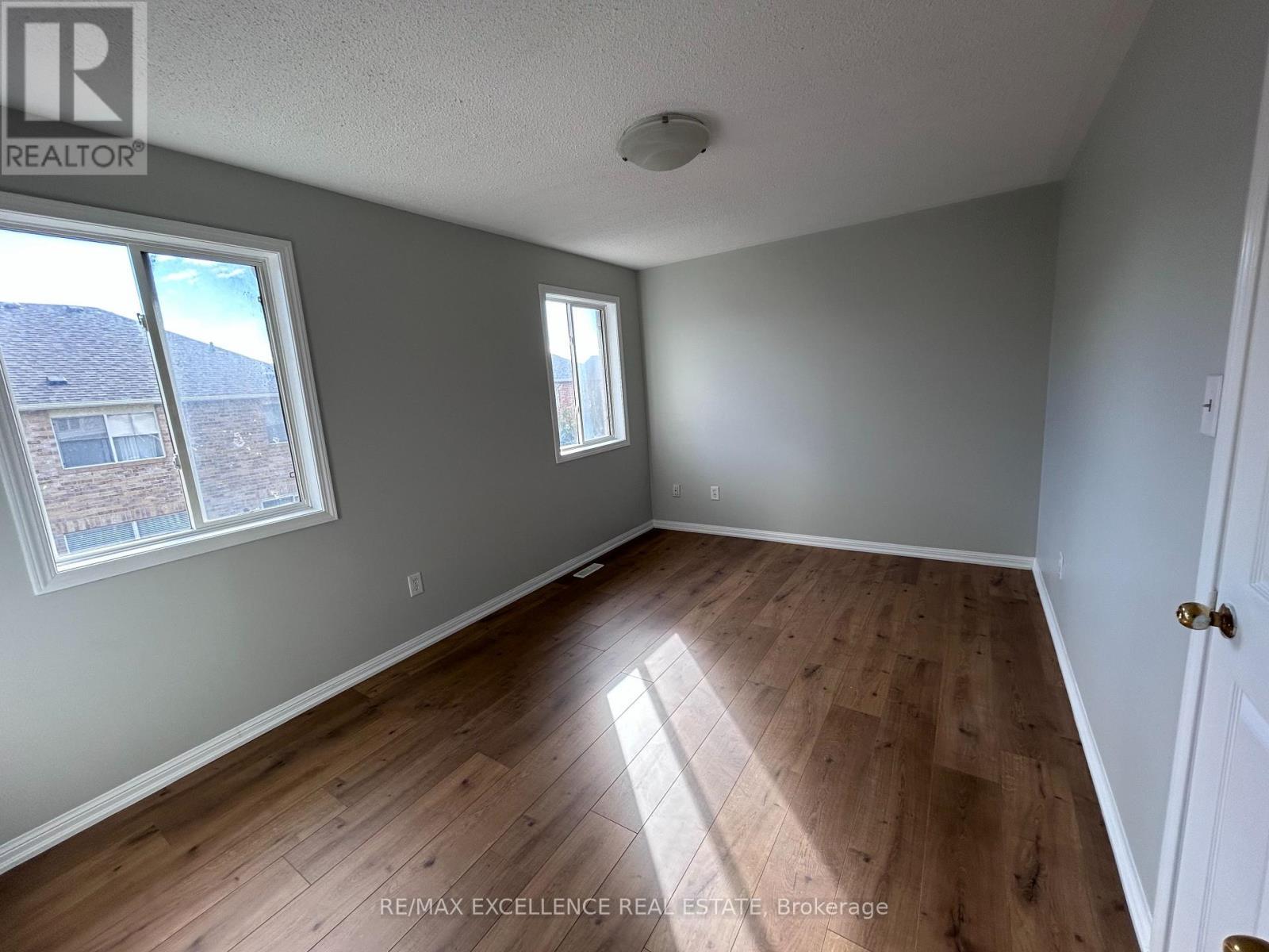 837 Mckay Crescent, Milton, ON - Indoor Photo Showing Other Room