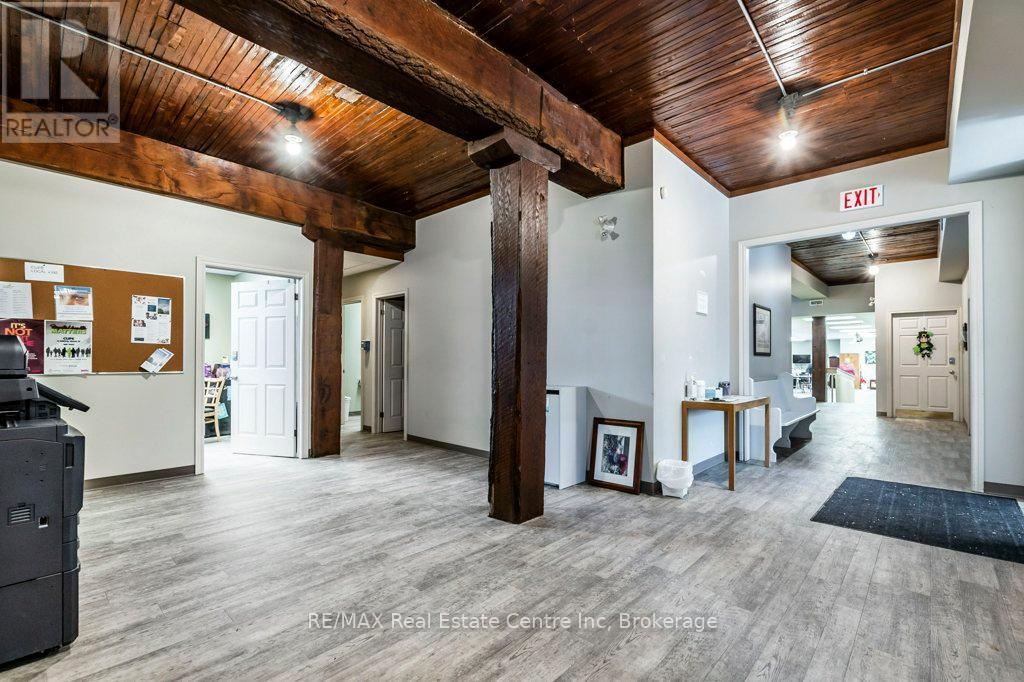 280 St Patrick Street W, Centre Wellington (Fergus), ON