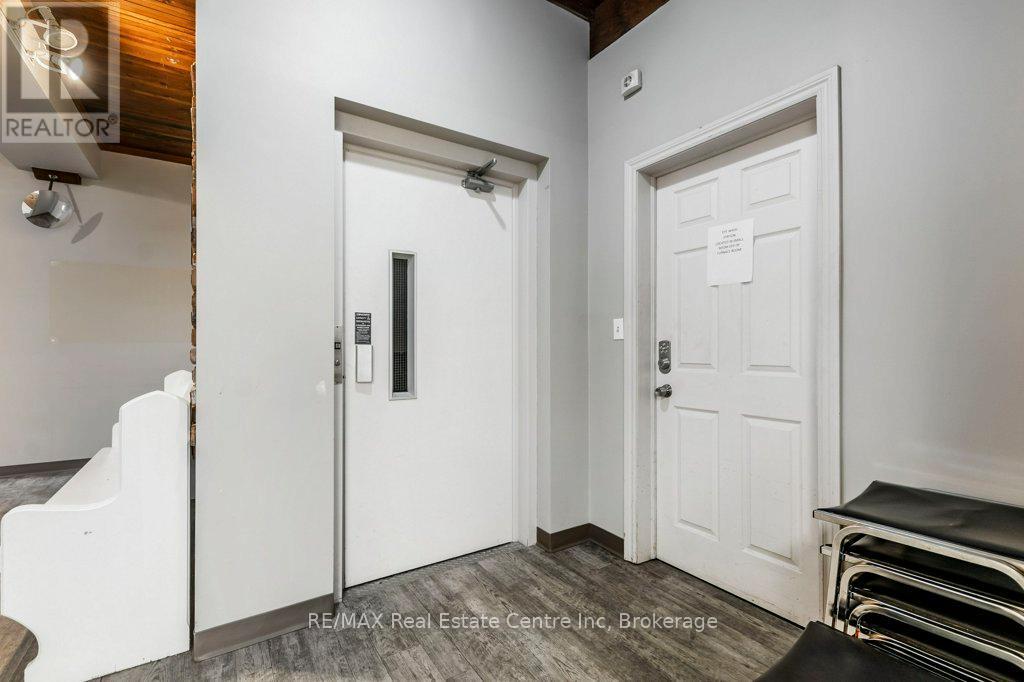 280 St Patrick Street W, Centre Wellington (Fergus), ON