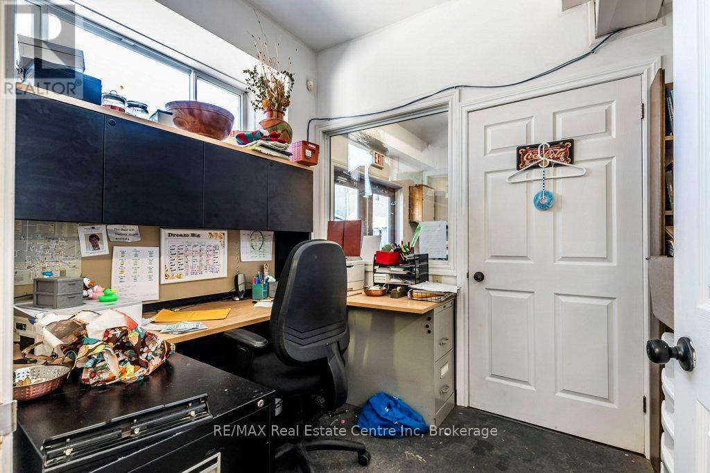 280 St Patrick Street W, Centre Wellington (Fergus), ON