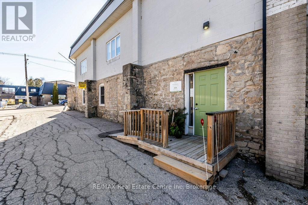 280 St Patrick Street W, Centre Wellington (Fergus), ON