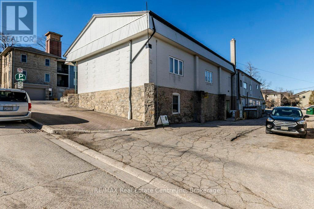 280 St Patrick Street W, Centre Wellington (Fergus), ON