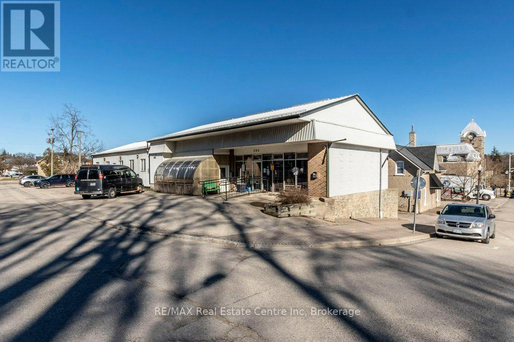 280 St Patrick Street W, Centre Wellington (Fergus), ON