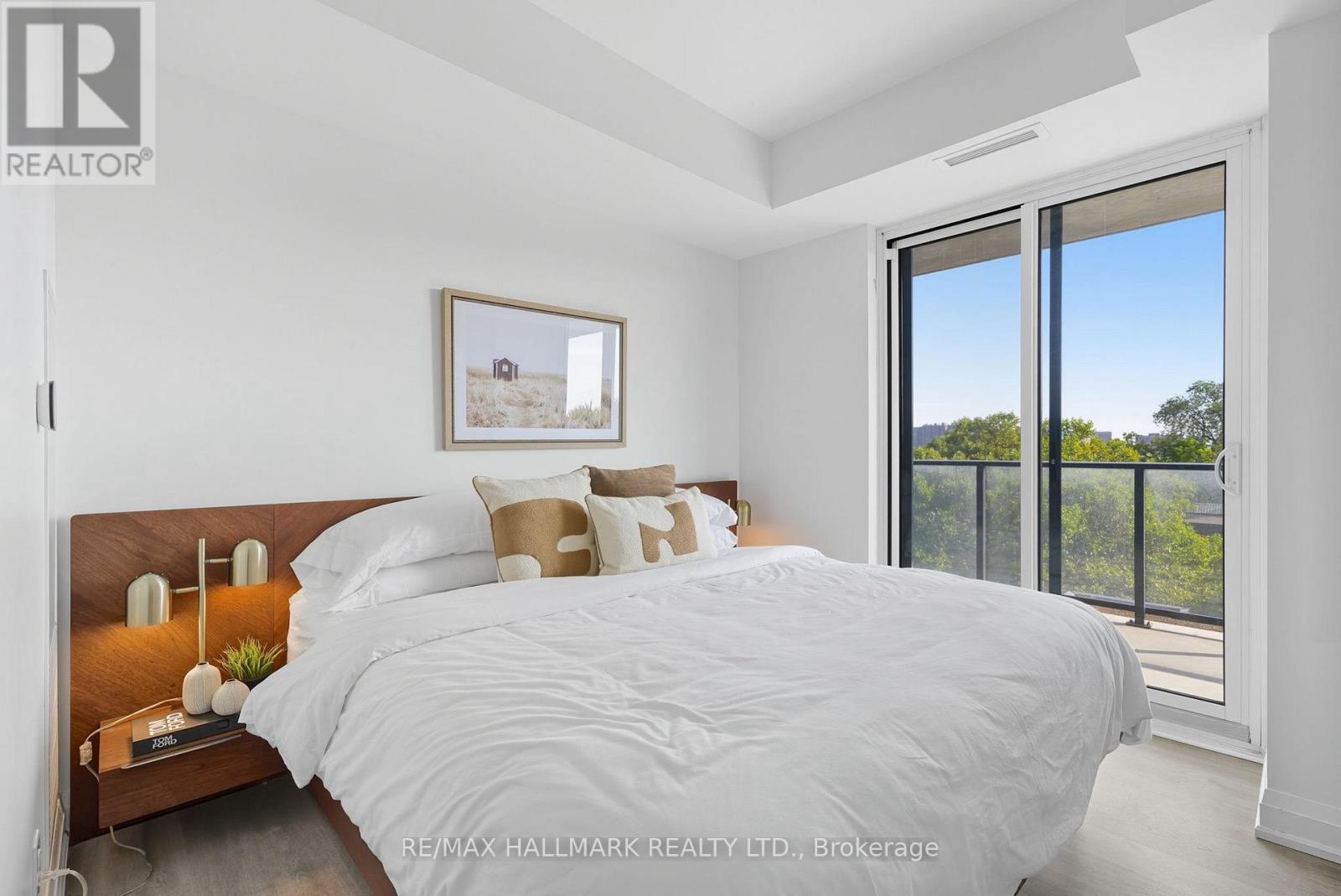 513 - 2369 Danforth Avenue, Toronto, ON - Indoor Photo Showing Bedroom