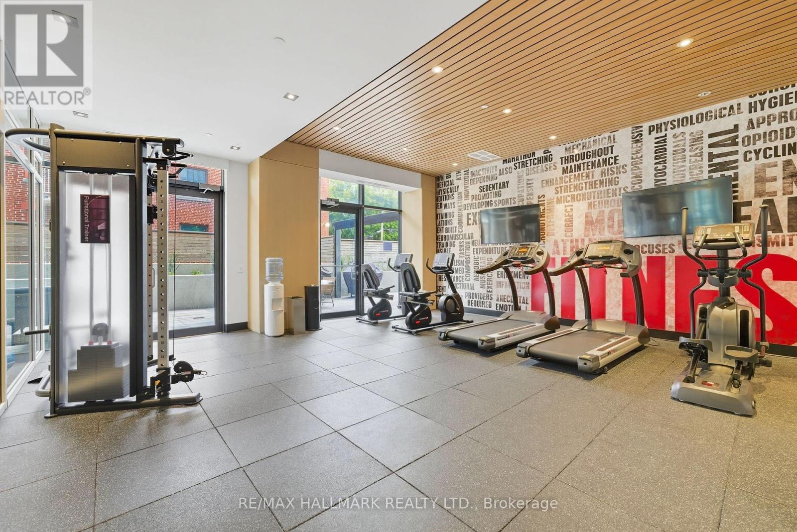 513 - 2369 Danforth Avenue, Toronto, ON - Indoor Photo Showing Gym Room