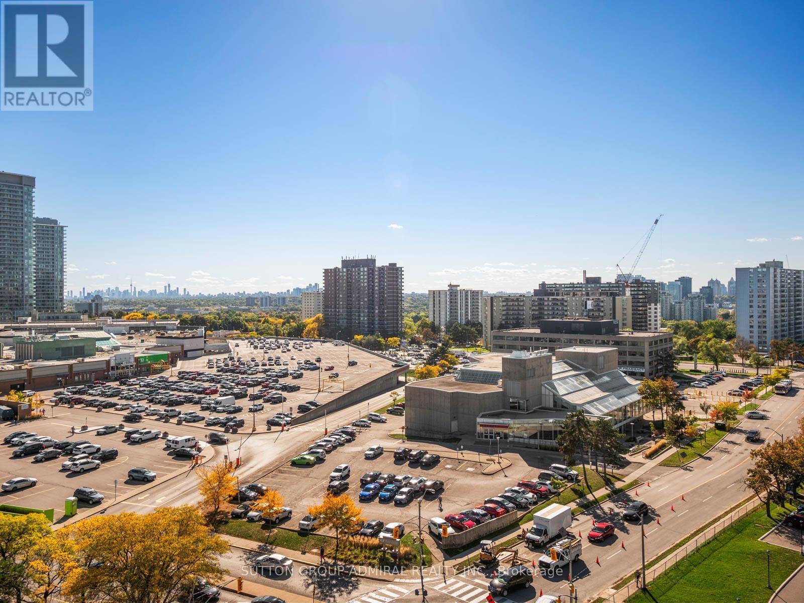 1005 - 128 Fairview Mall Drive, Toronto, ON - Outdoor With View