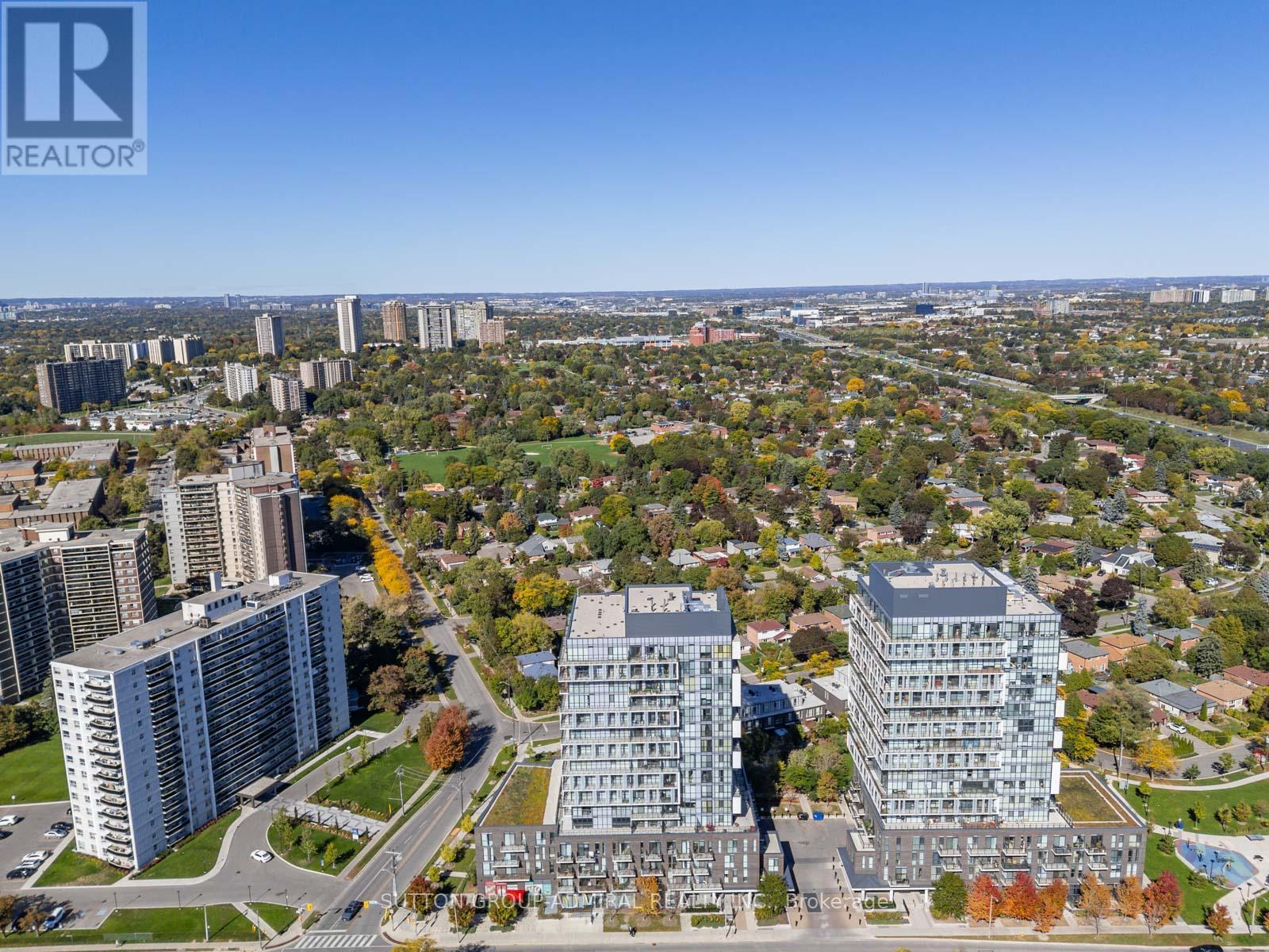 1005 - 128 Fairview Mall Drive, Toronto, ON - Outdoor With View