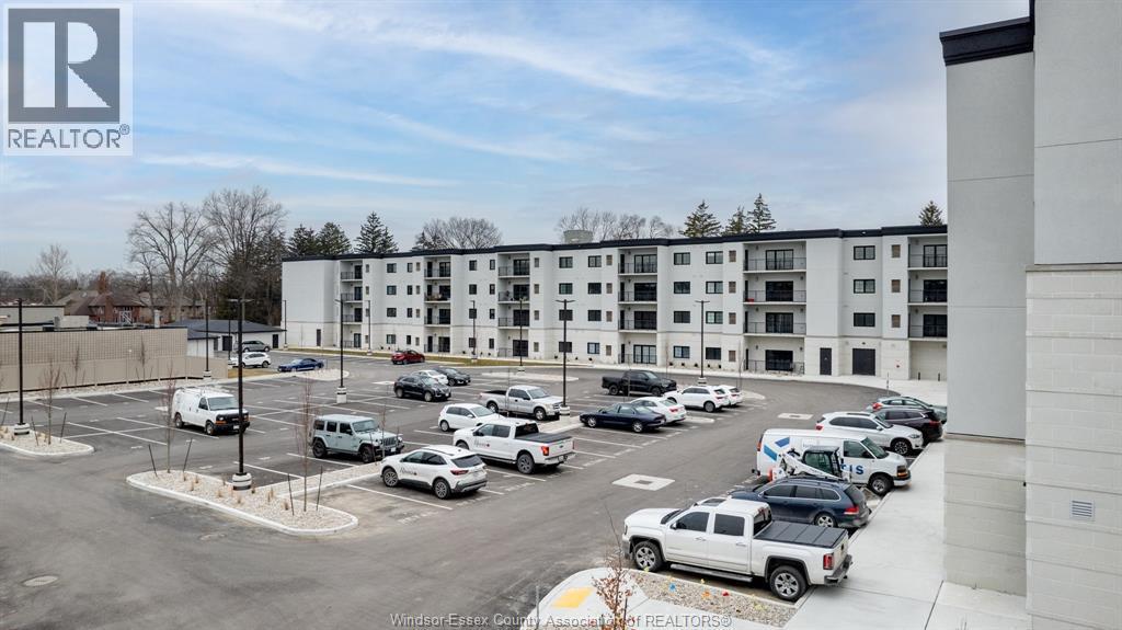 3817 Howard Unit# 408, Windsor, ON - Outdoor