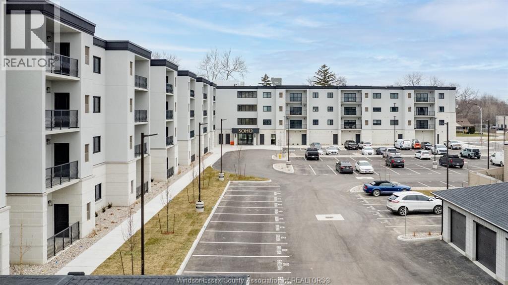 3817 Howard Unit# 408, Windsor, ON - Outdoor With Balcony With Facade