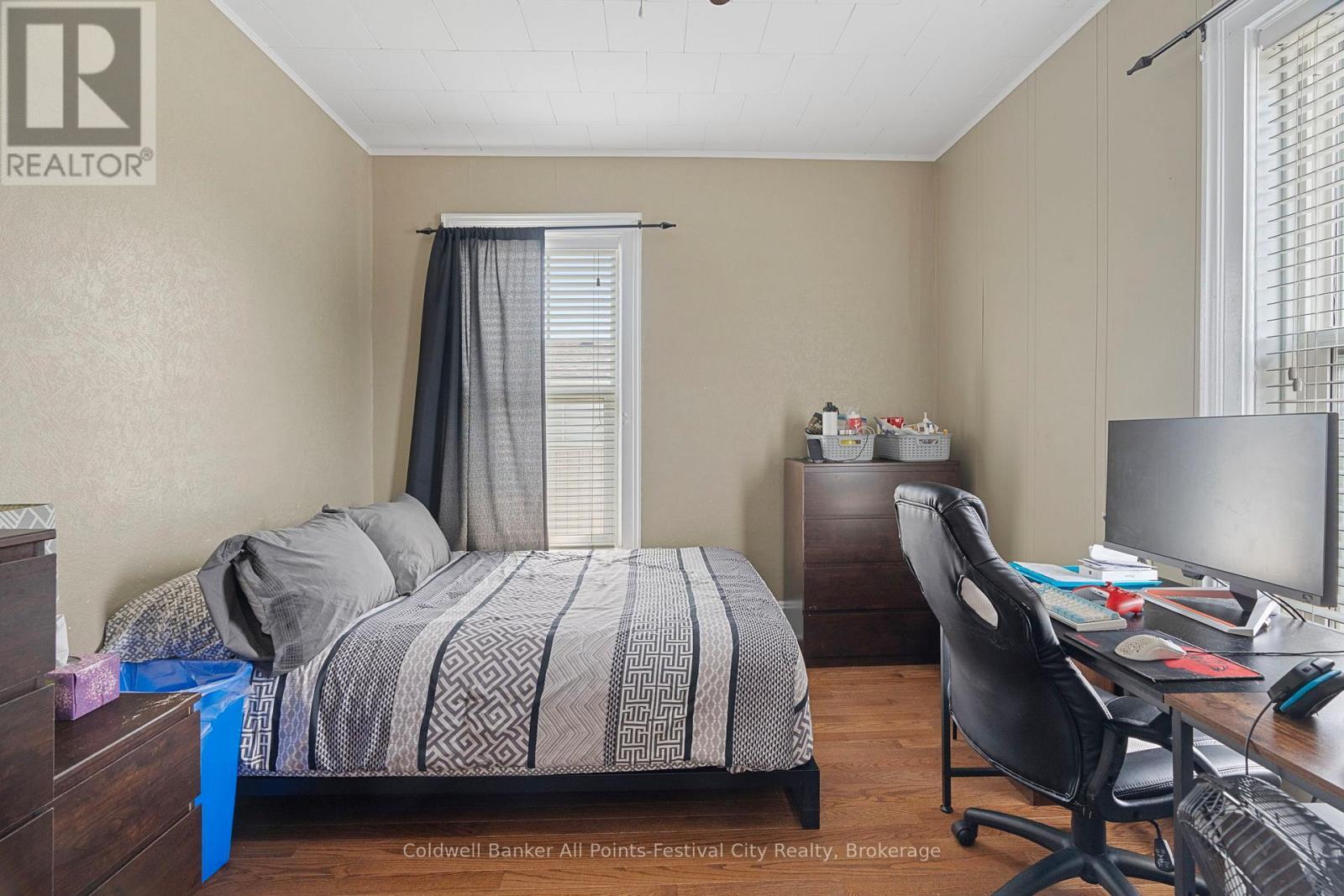 31 Victoria Street S, Goderich (Goderich (Town)), ON - Indoor Photo Showing Bedroom