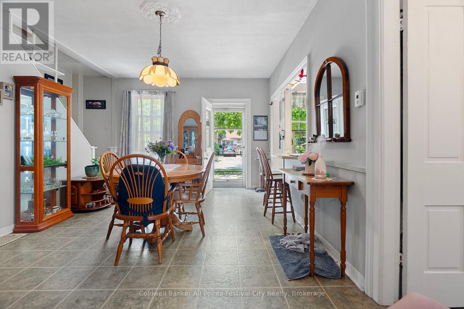 31 Victoria Street S, Goderich (Goderich (Town)), ON - Indoor Photo Showing Dining Room