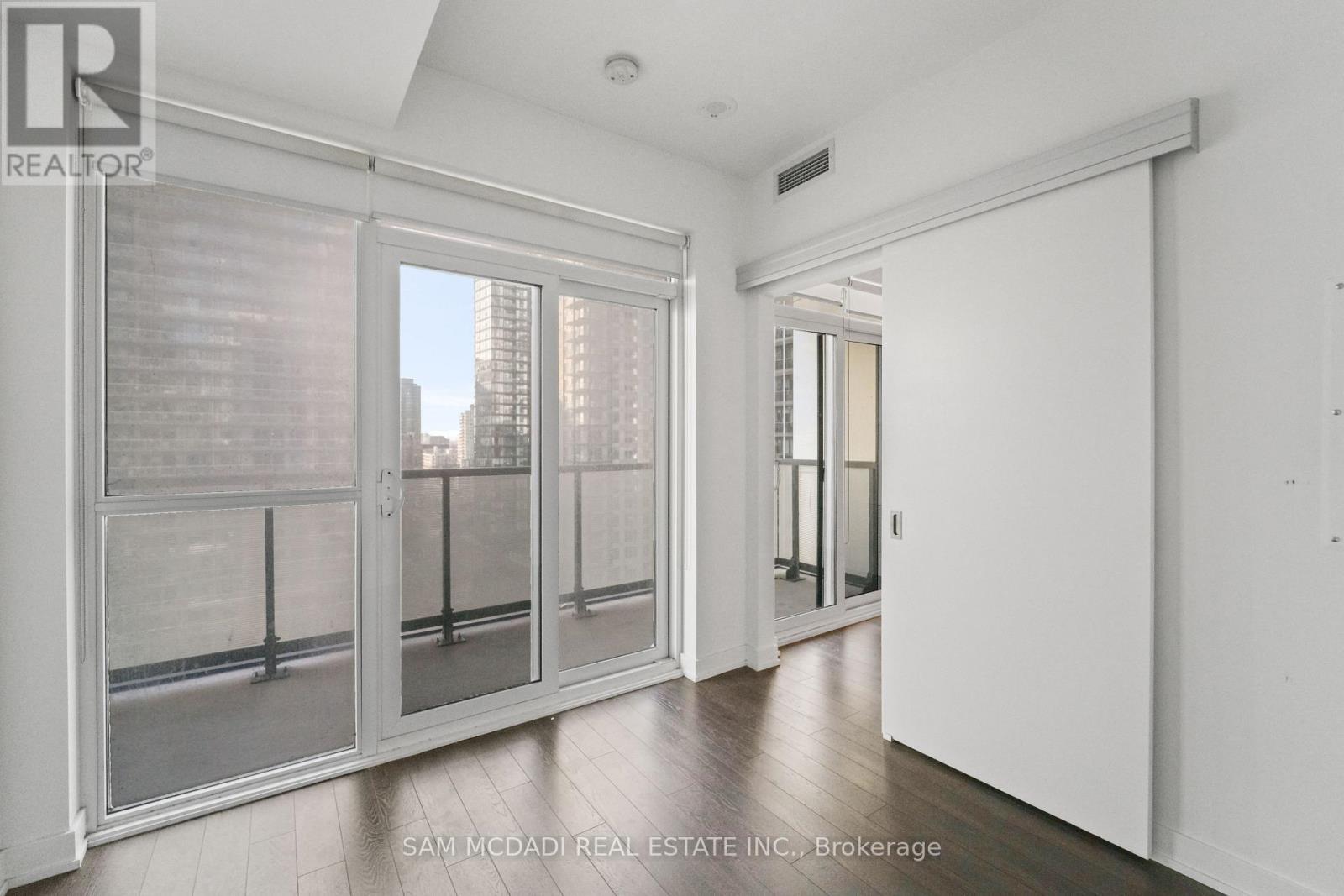 1503 - 30 Ordnance Street, Toronto, ON - Indoor Photo Showing Other Room