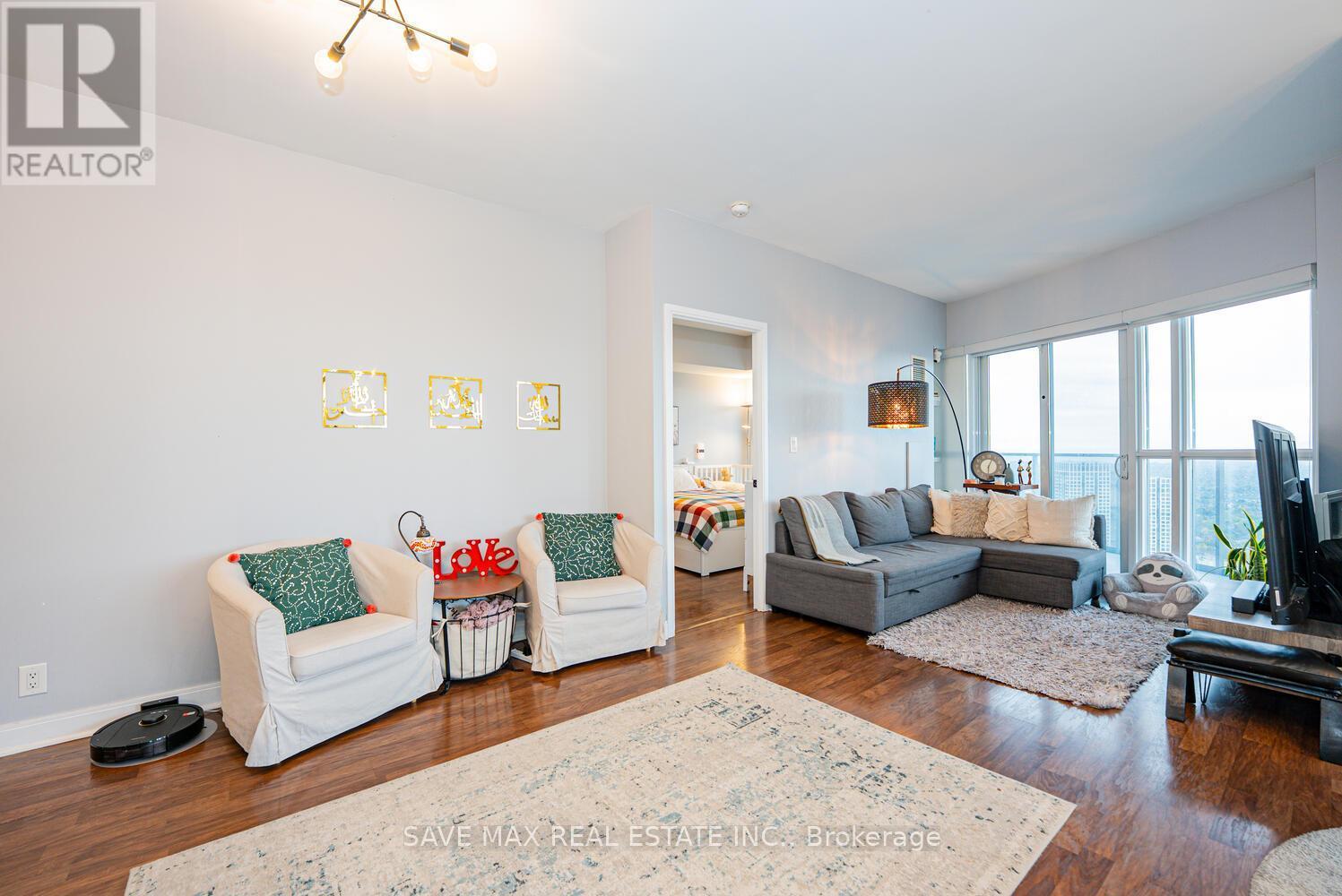 4903 - 60 Absolute Avenue, Mississauga, ON - Indoor Photo Showing Living Room