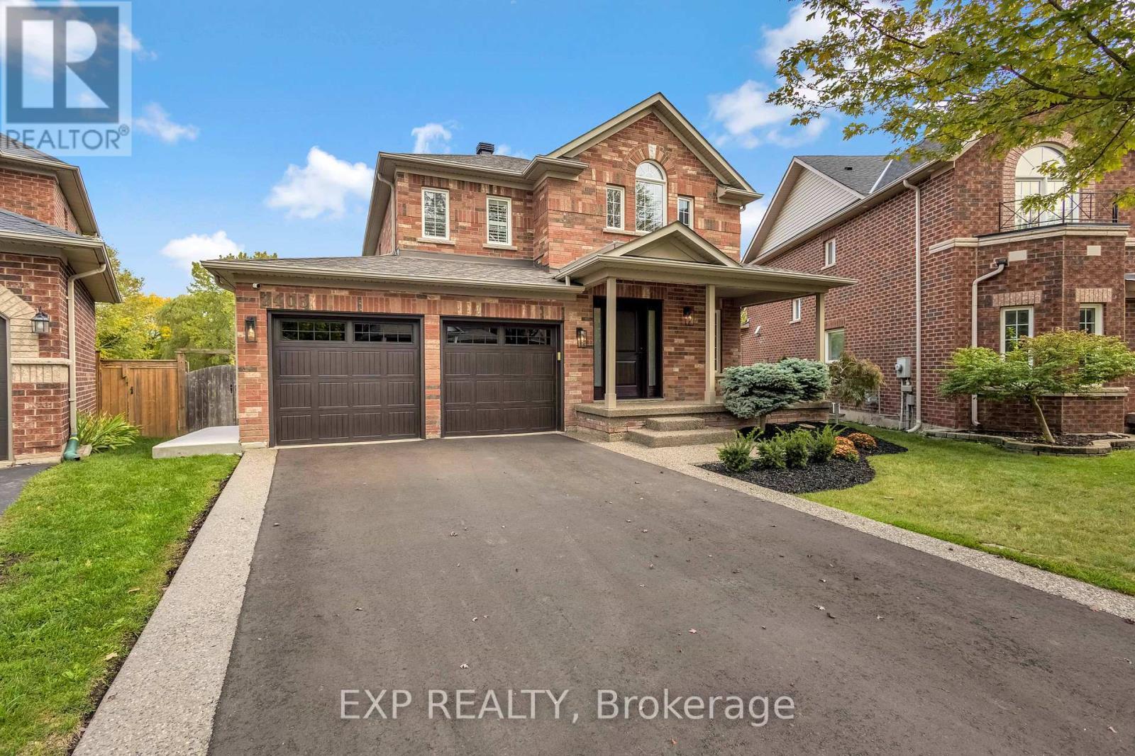 2403 Whitehorn Drive, Burlington, ON - Outdoor With Facade
