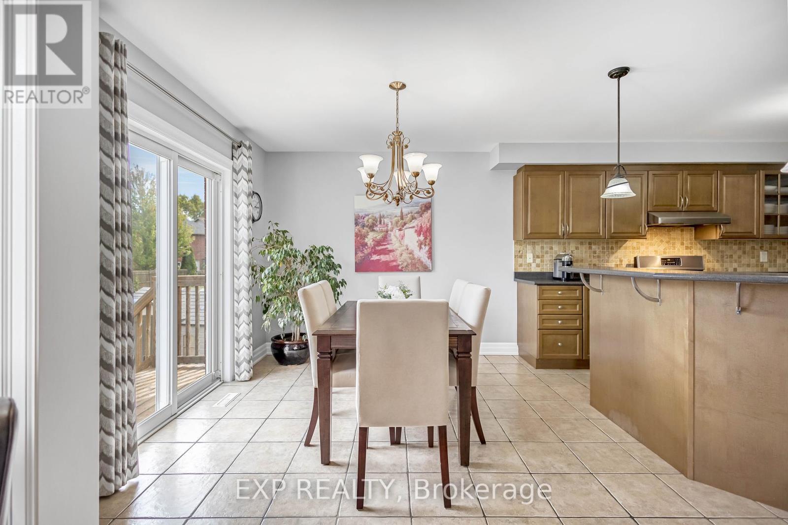 2403 Whitehorn Drive, Burlington, ON - Indoor Photo Showing Other Room