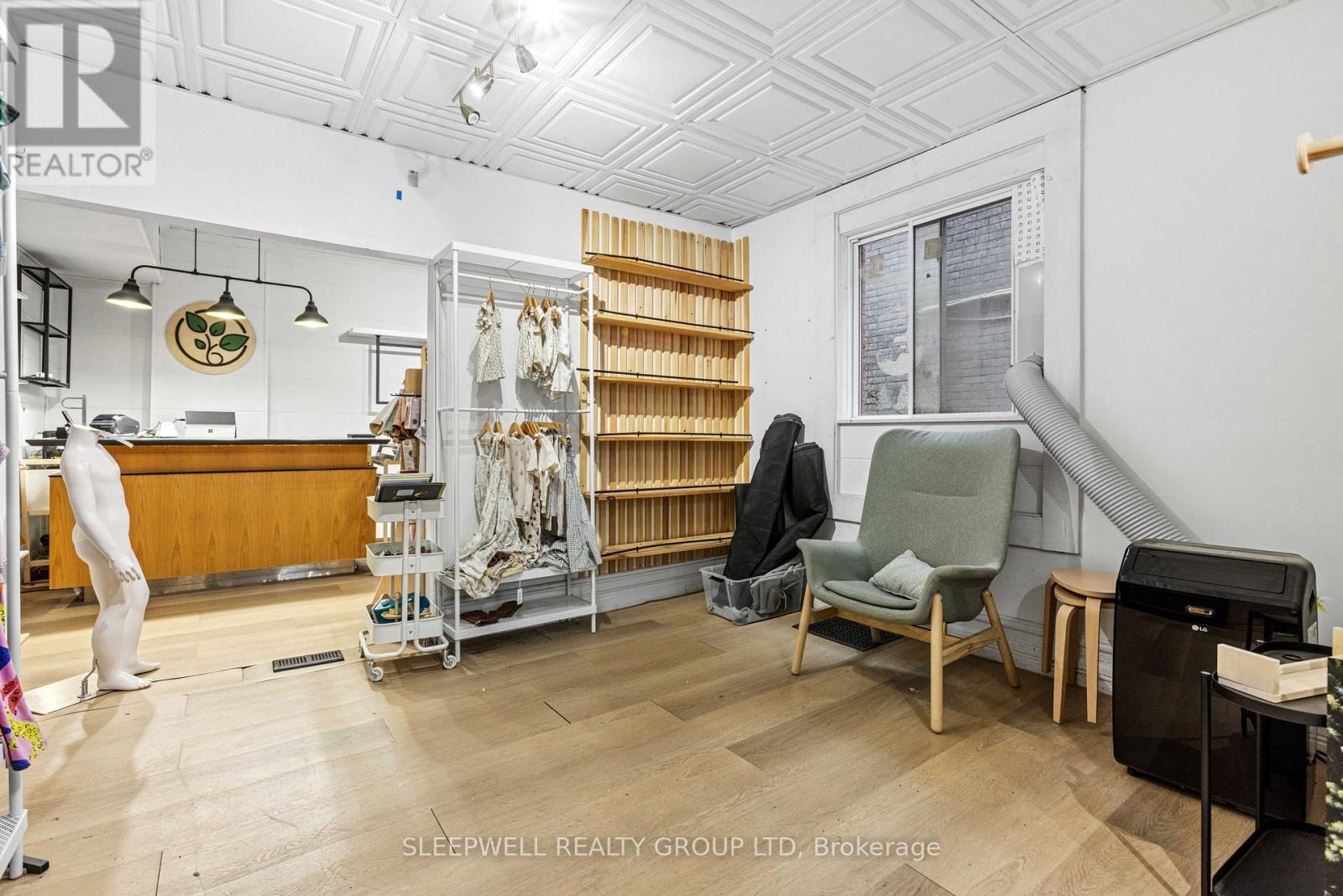 5 Hawthorne Avenue, Ottawa, ON