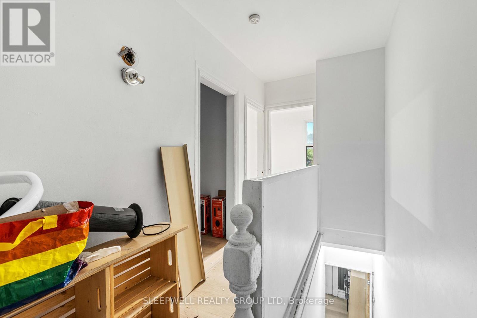 5 Hawthorne Avenue, Ottawa, ON