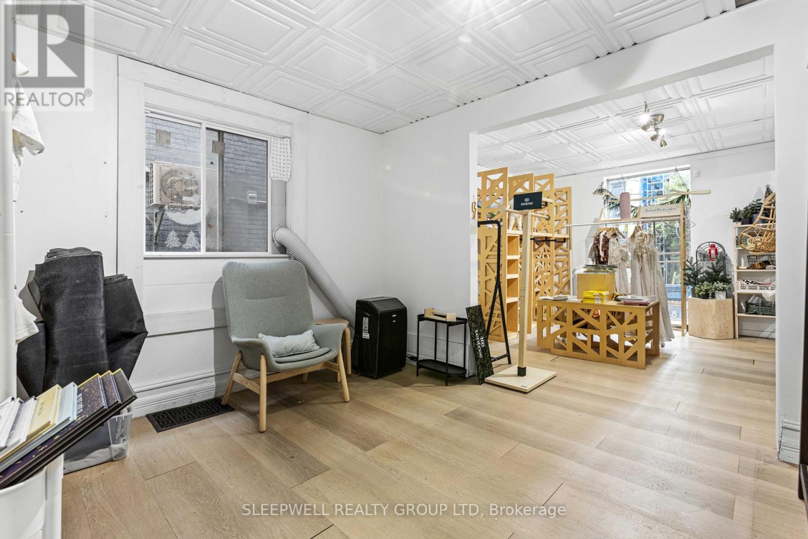 5 Hawthorne Avenue, Ottawa, ON