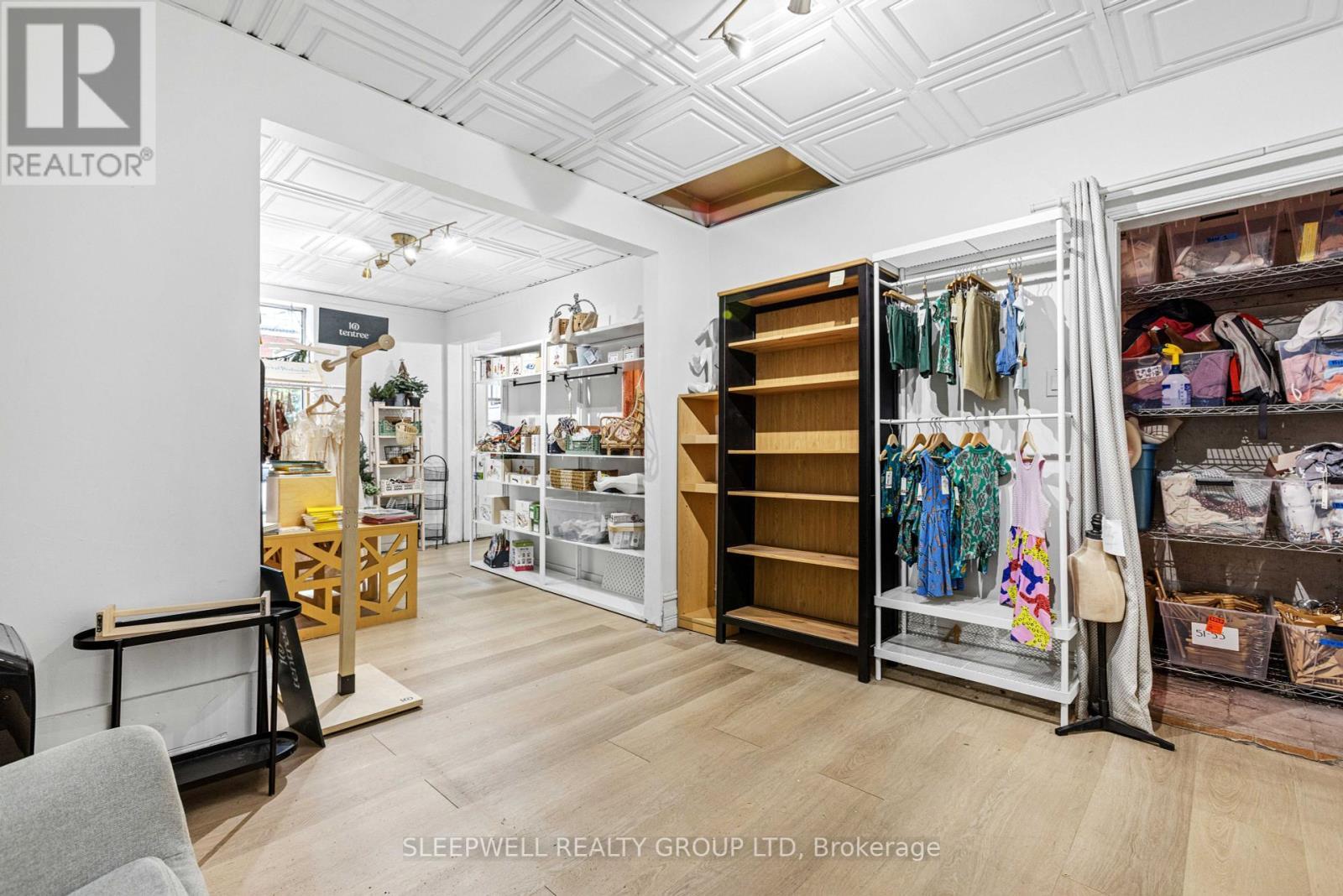 5 Hawthorne Avenue, Ottawa, ON