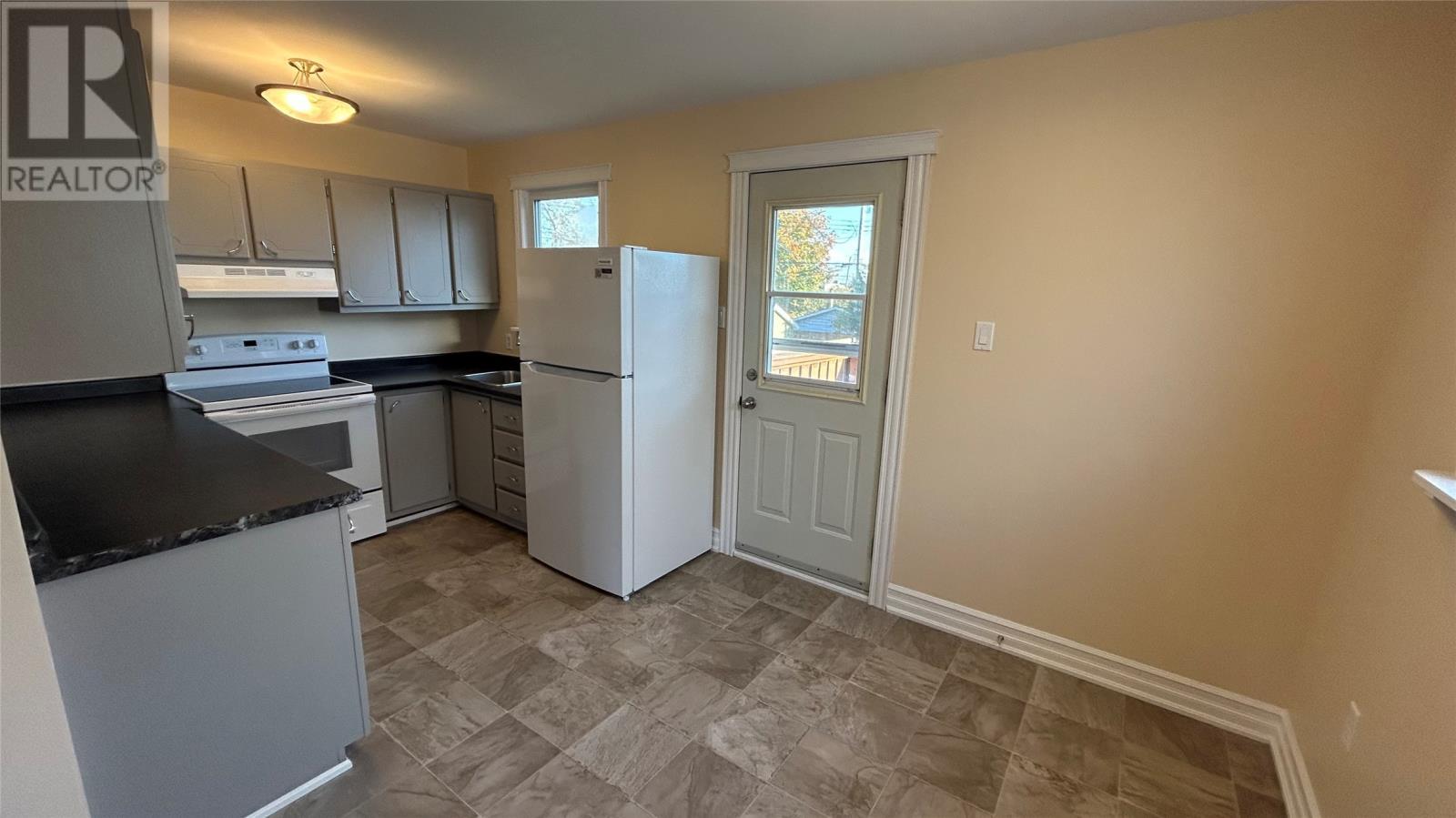 10 New Haven Lane, Stephenville, NL - Indoor Photo Showing Kitchen