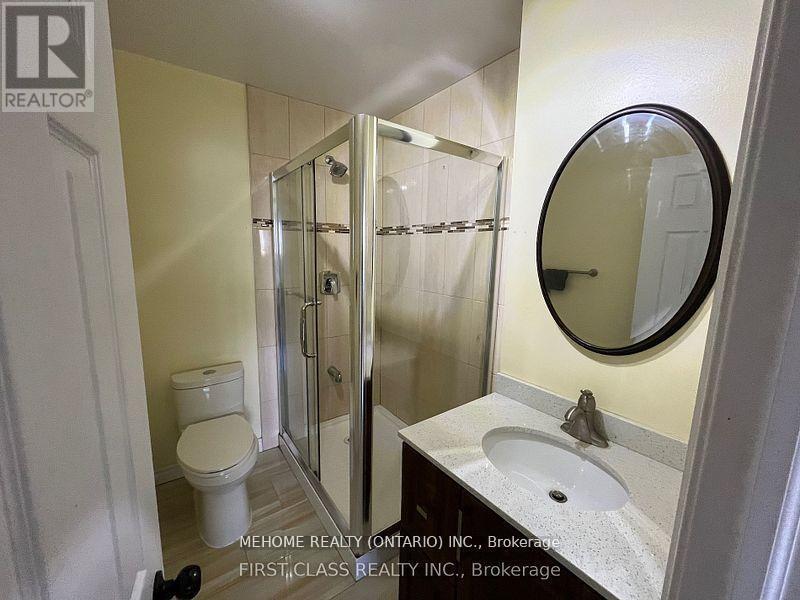 42 Earlthorpe Crescent, Toronto, ON - Indoor Photo Showing Bathroom